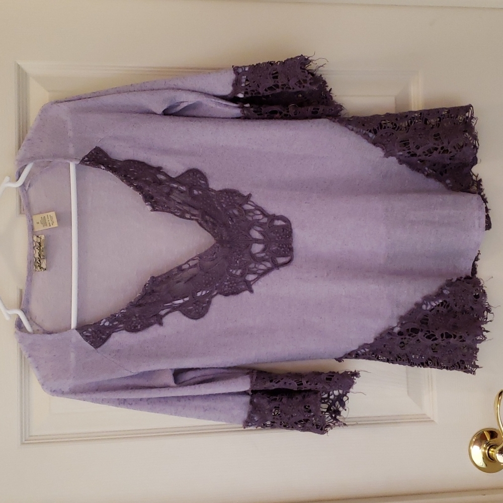 Gimmicks top